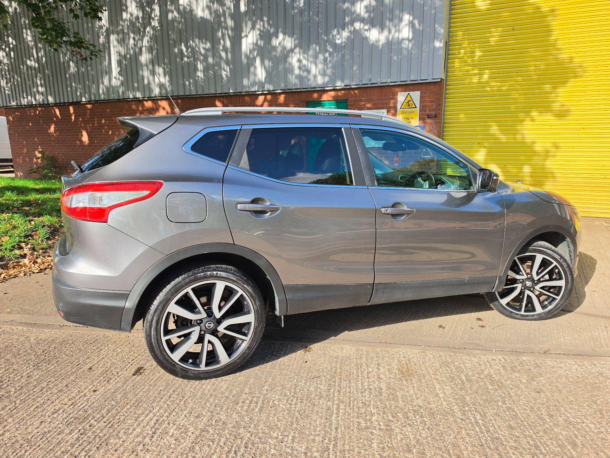 Nissan Qashqai view 2