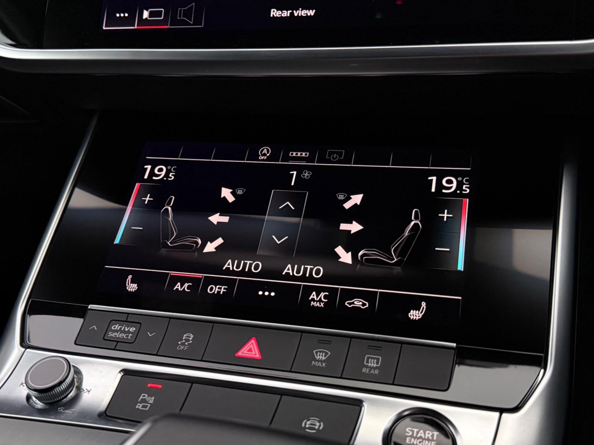 Audi A6 view 26
