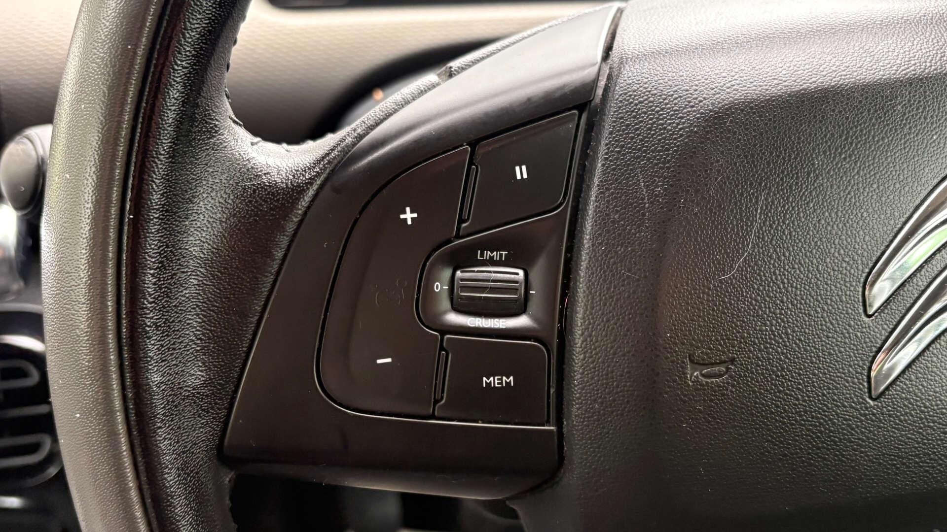 Citroen C4 Cactus view 19