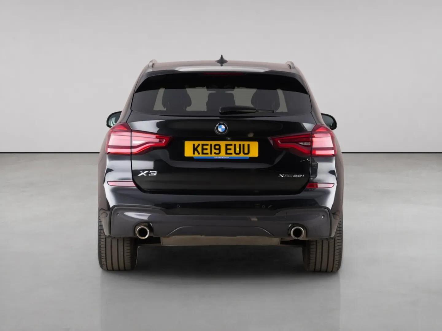 BMW X3 view 7