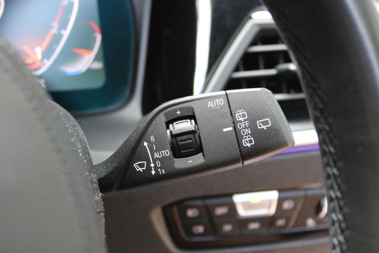 BMW 3 Series view 54
