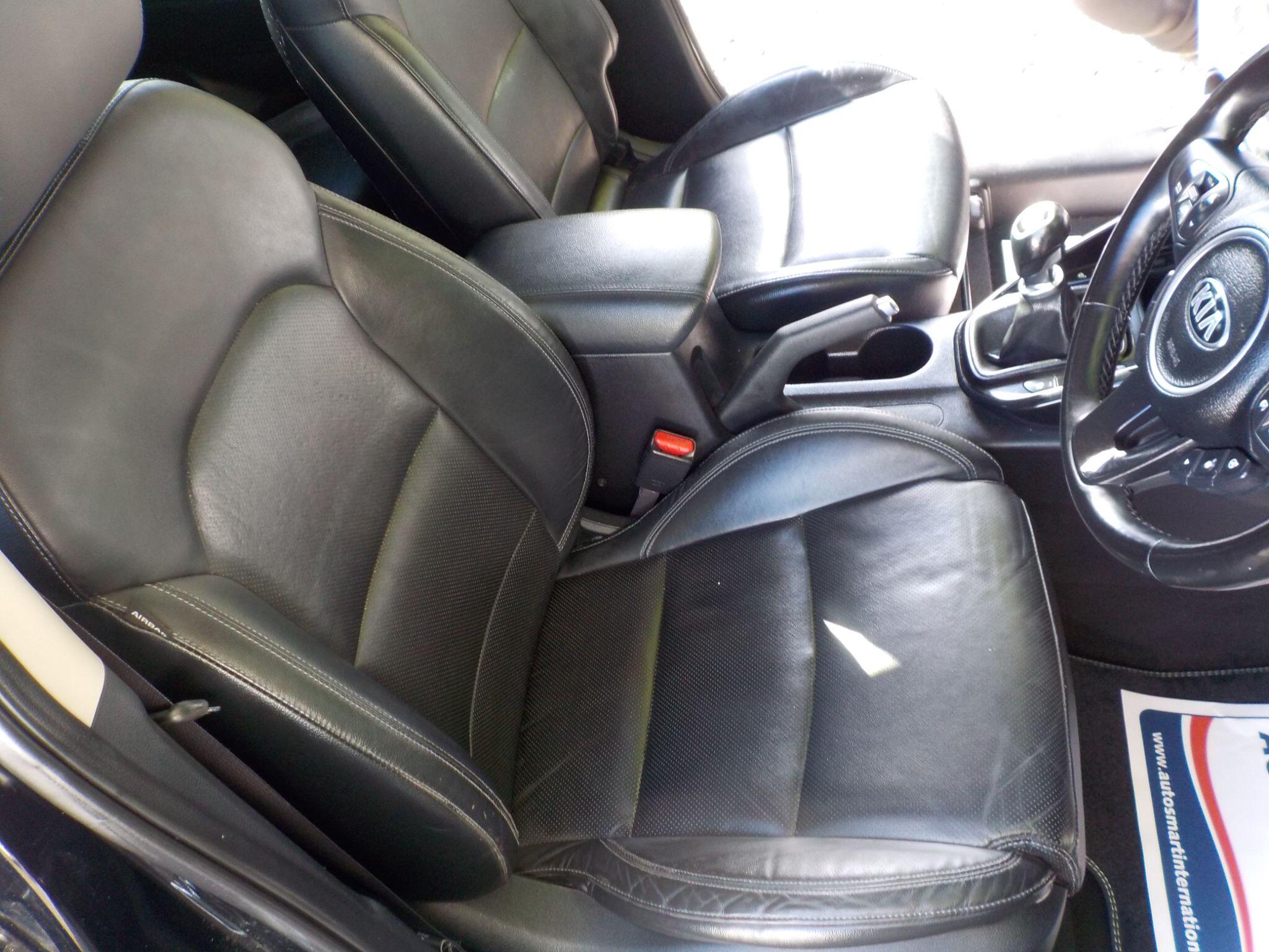 Kia Carens 1.7 CRDi 3 Euro 6 (s/s) 5dr