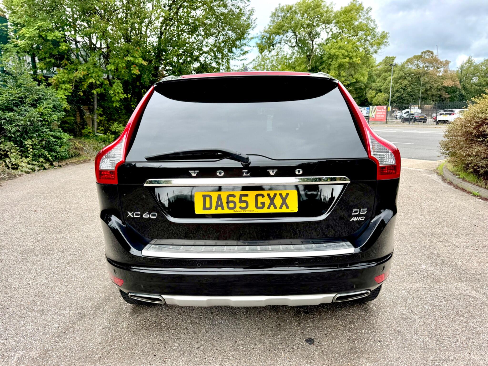 Volvo XC60 view 6