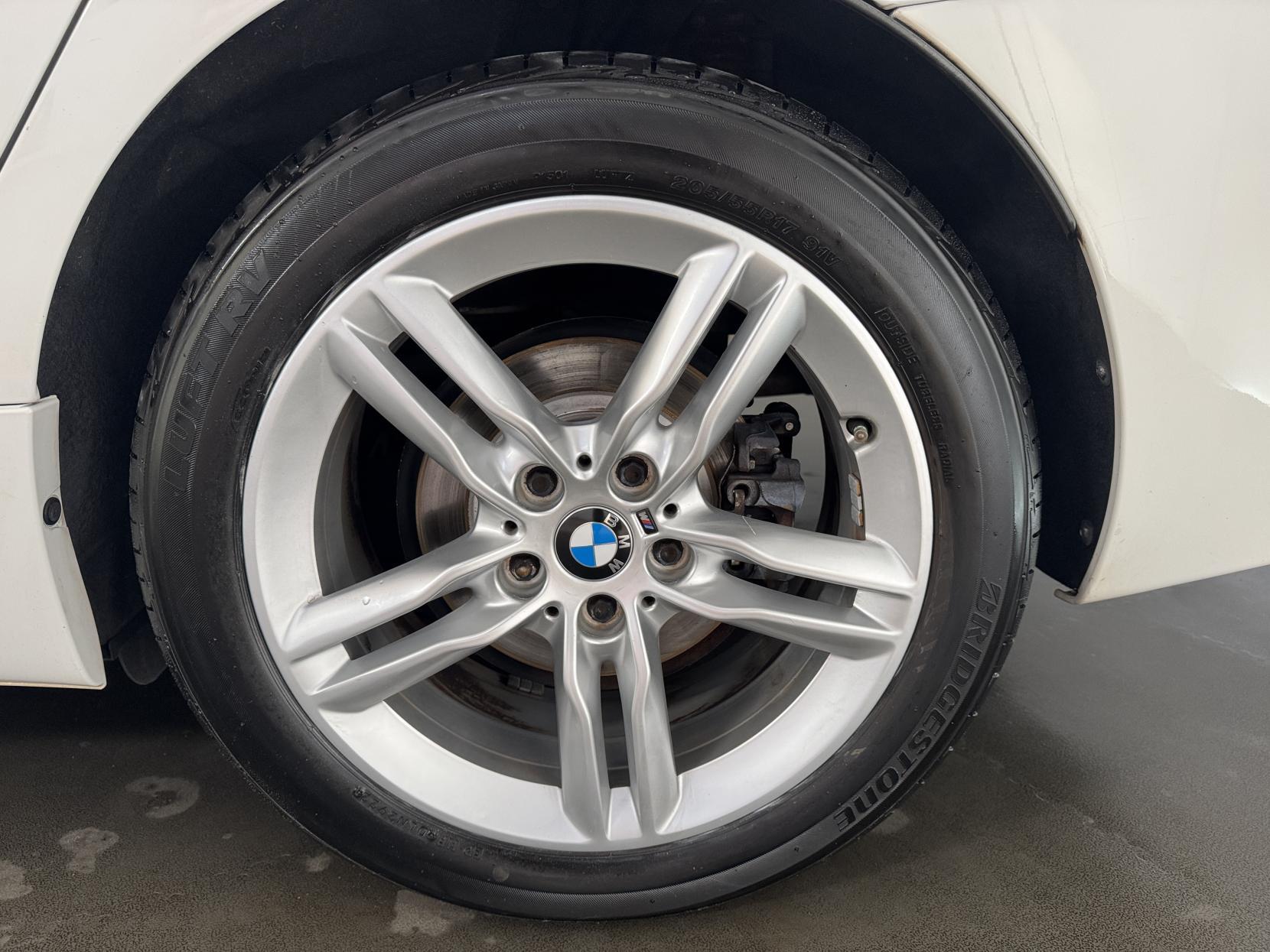 BMW 2 Series Active Tourer view 56