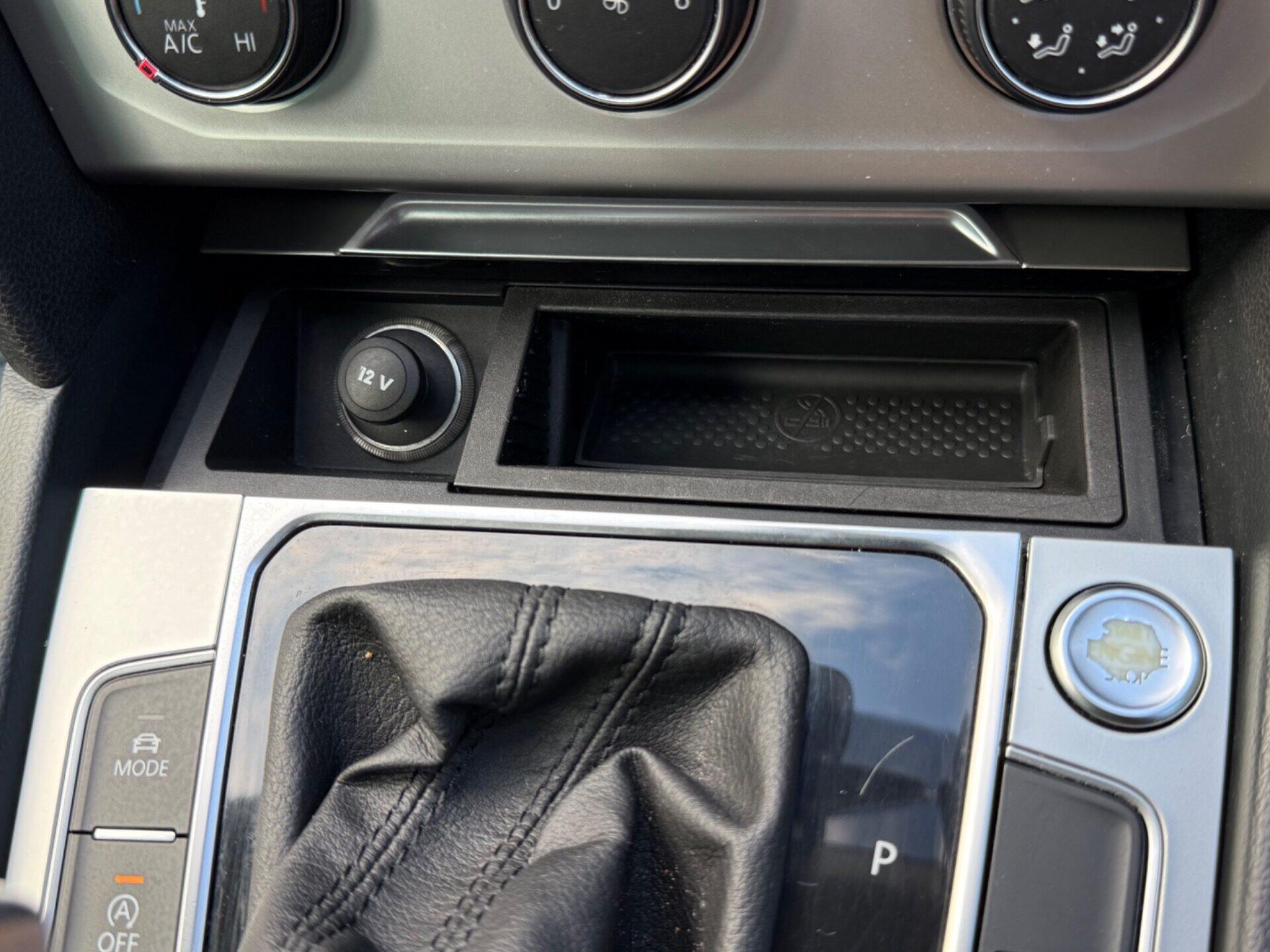 Volkswagen Passat view 43
