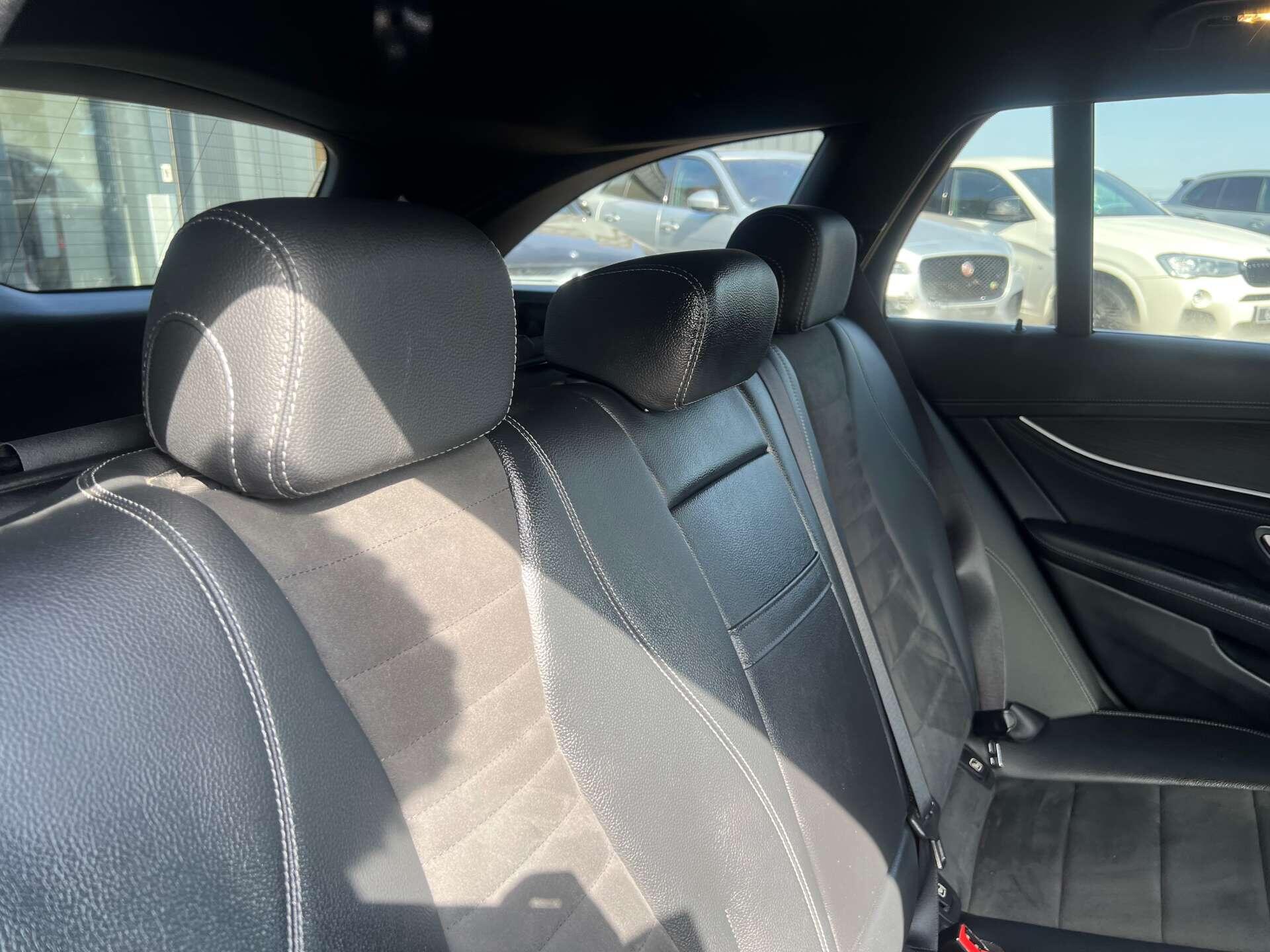 Mercedes-Benz E-Class view 41