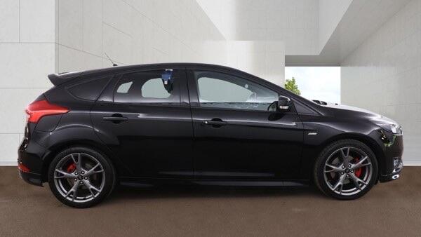 Ford Focus view 10