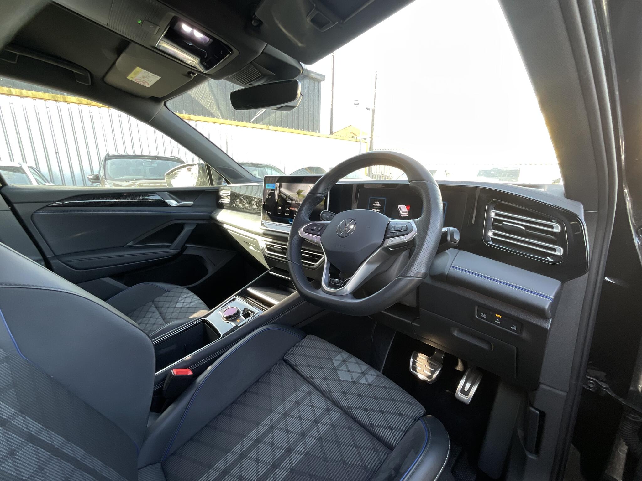 Volkswagen Tiguan view 7