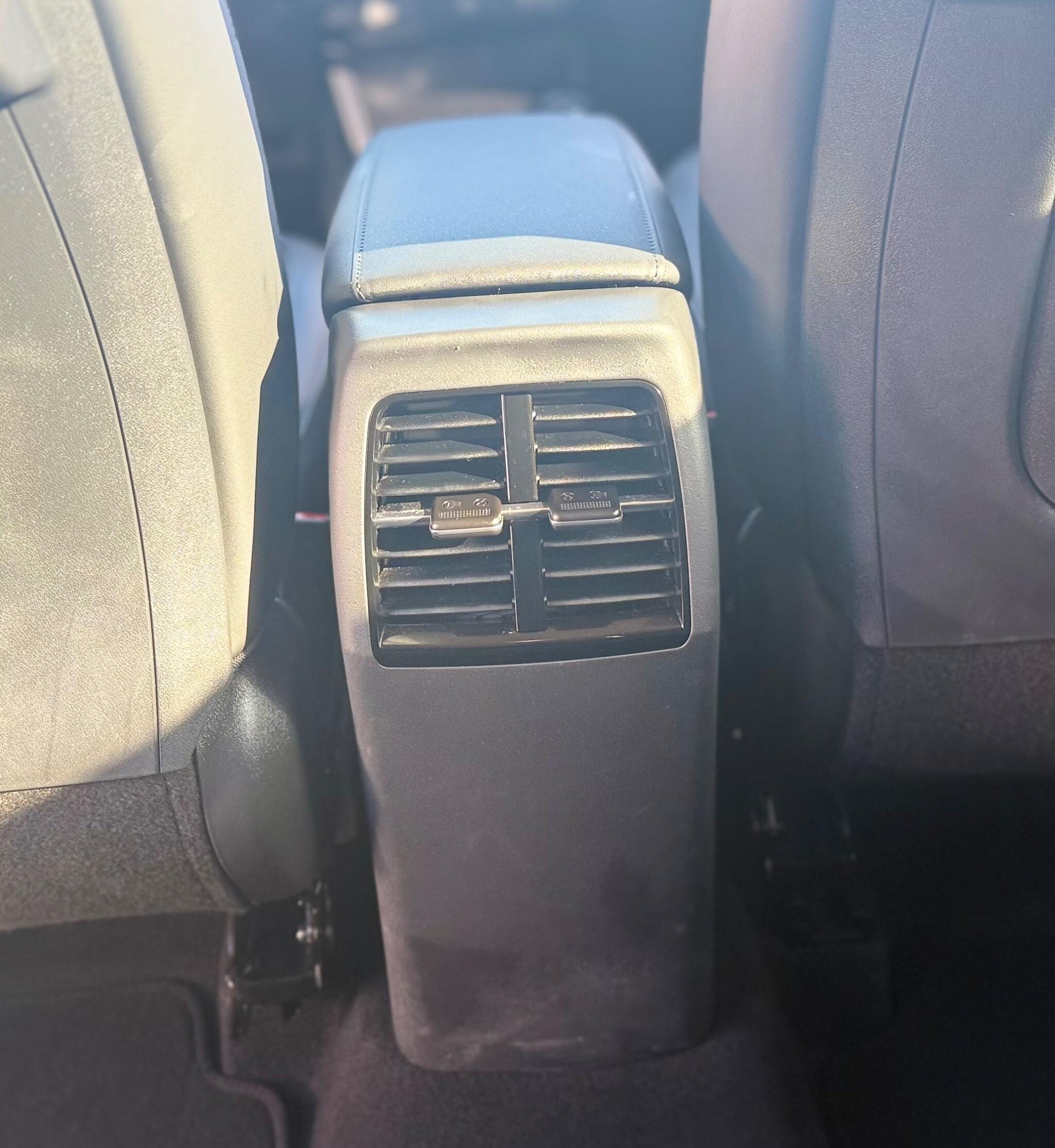 Kia Niro view 29