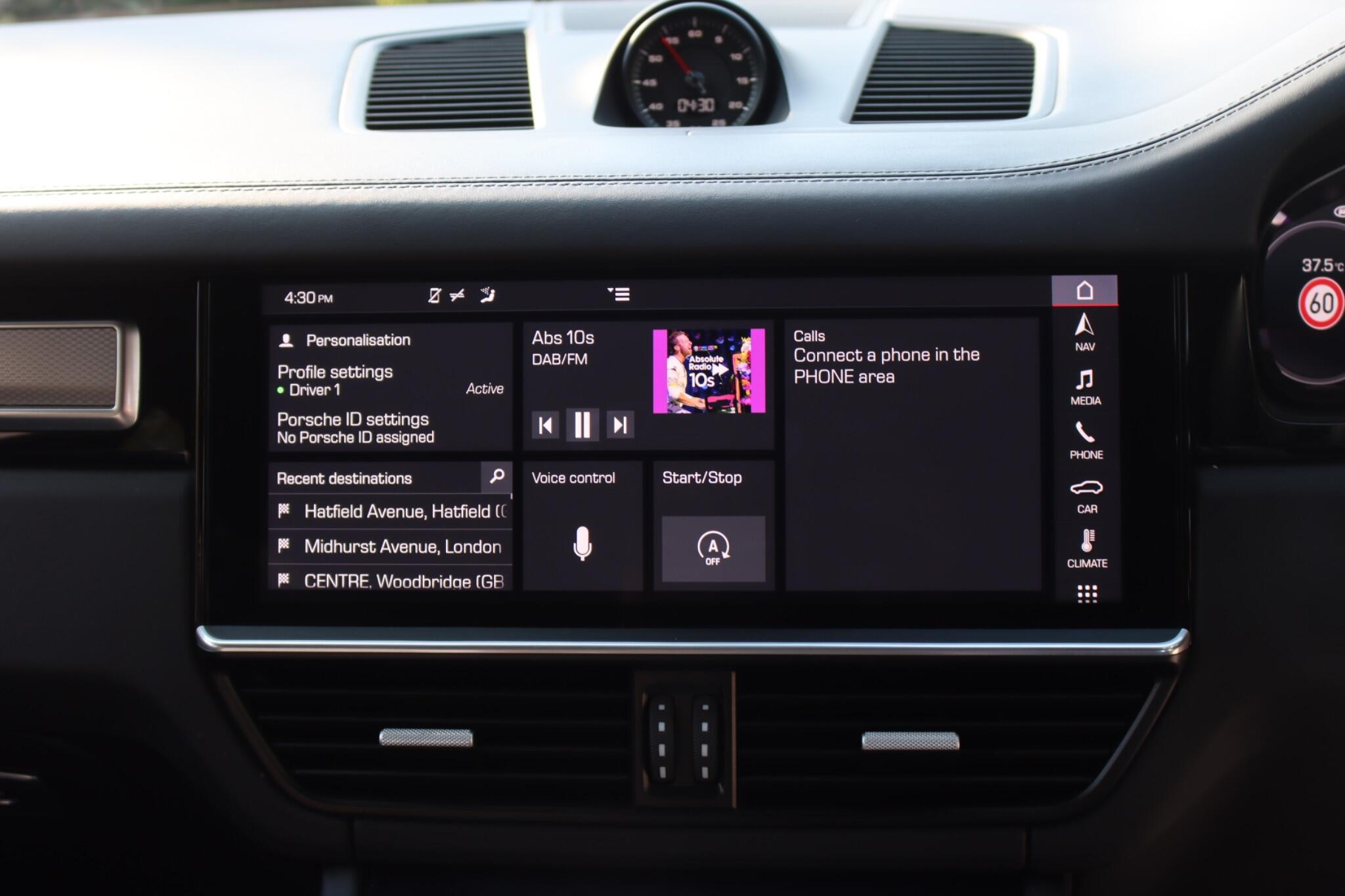 Porsche Cayenne view 49