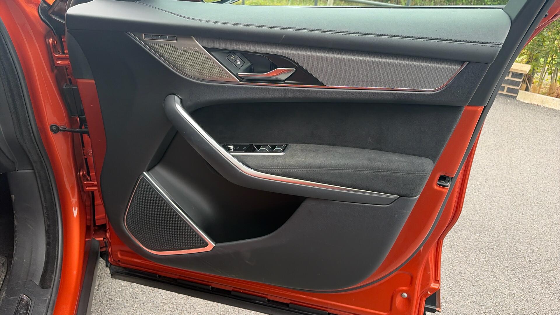 Jaguar F-Pace view 32