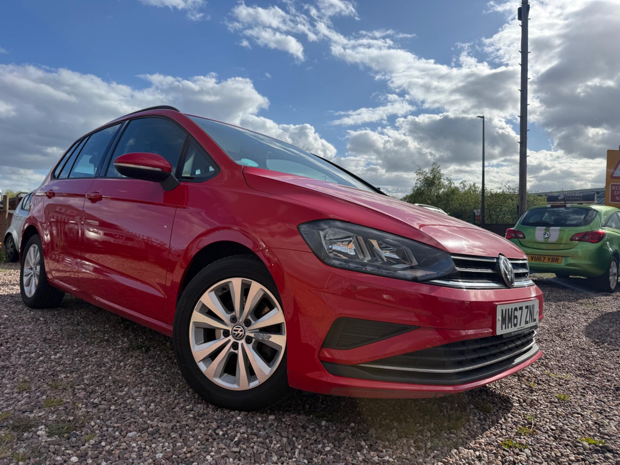 Volkswagen Golf Sportsvan view 6