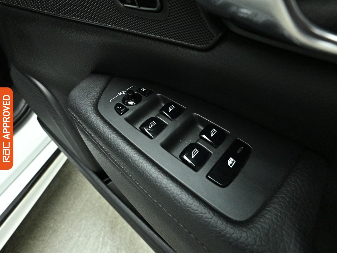 Volvo V90 view 25