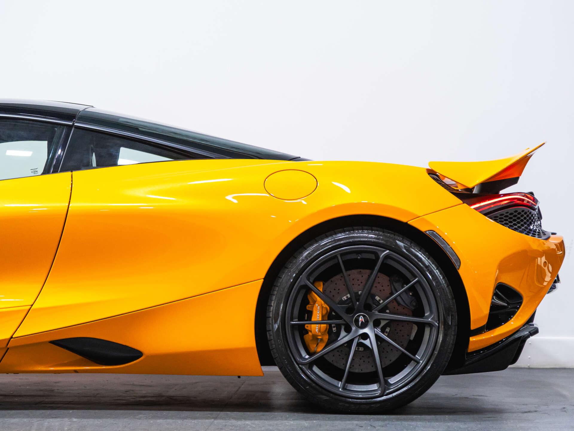 McLaren 750S view 27