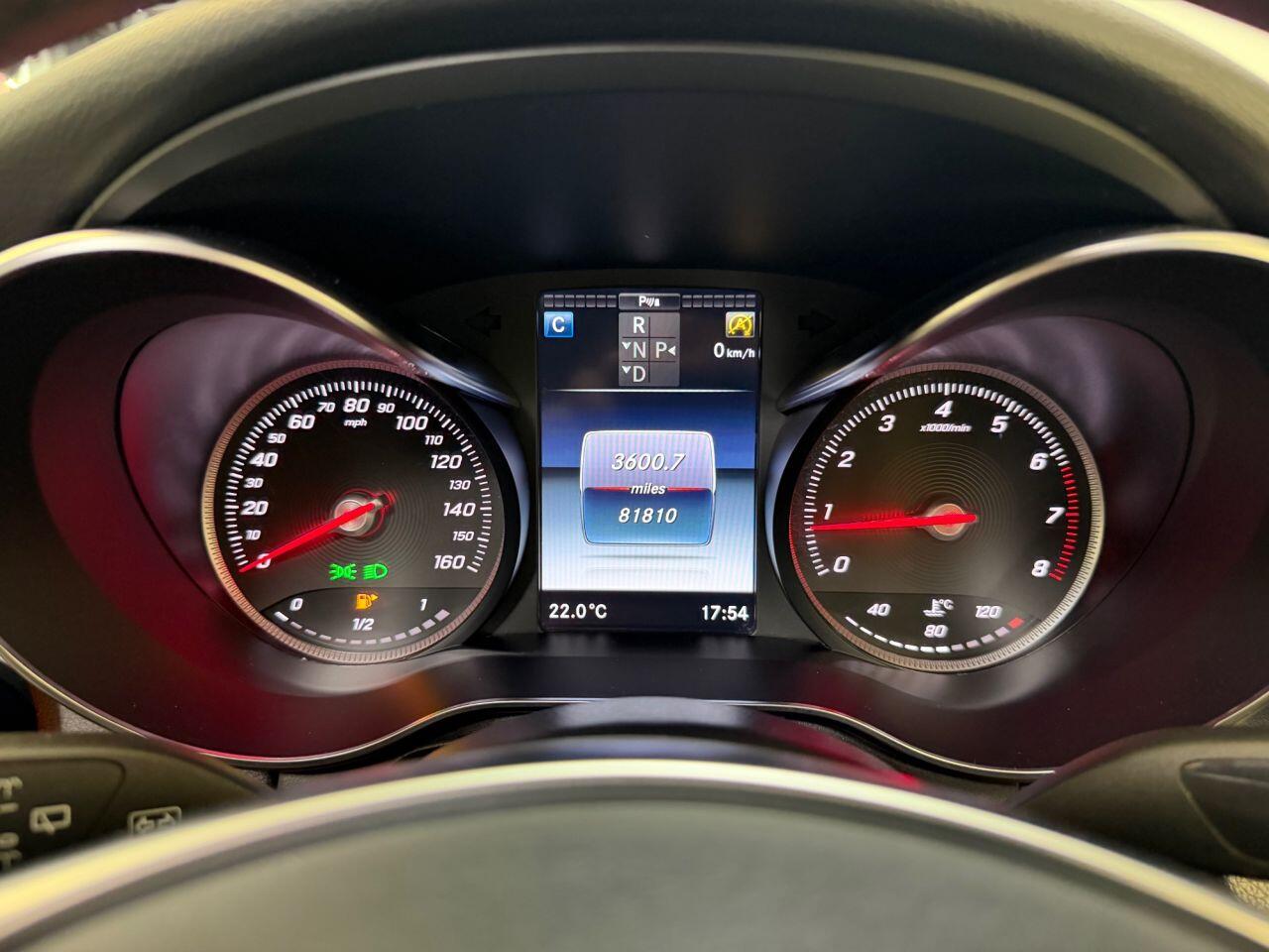 Mercedes-Benz GLC view 31