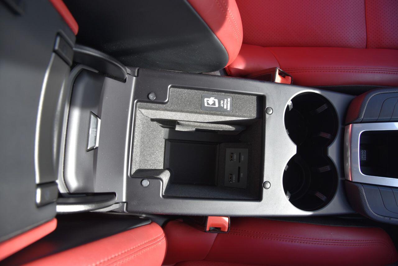 Porsche Macan view 38