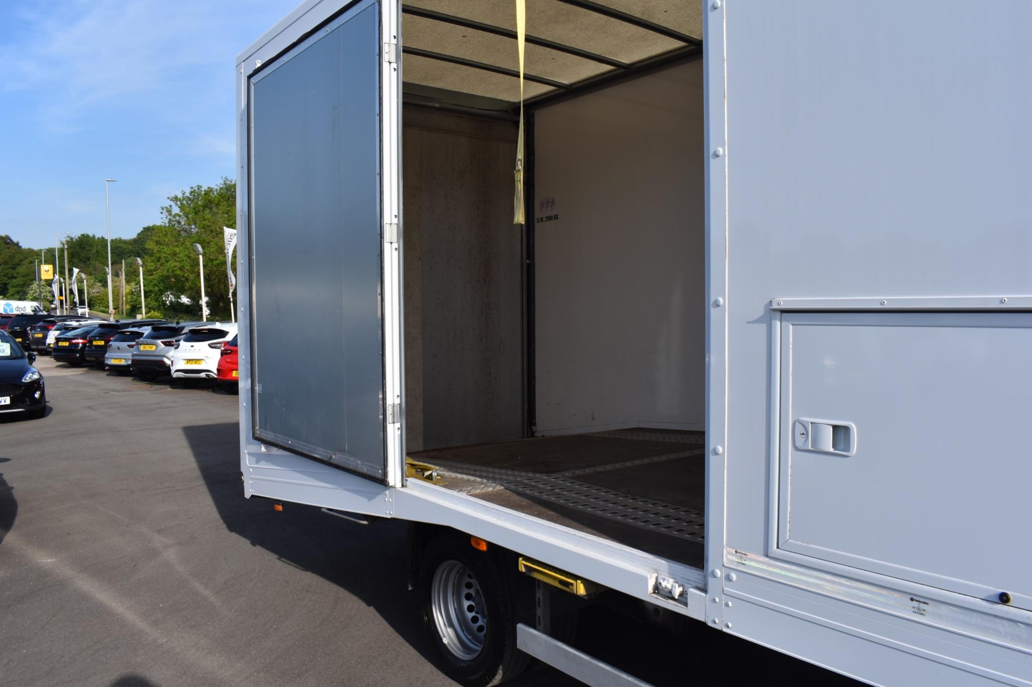 Sprinter - 2.1 516 CDI RWD L2 Euro 6 (s/s) 2dr - Image 8