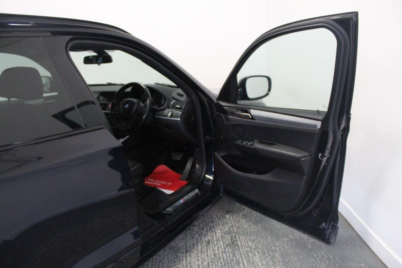 BMW X3 view 25