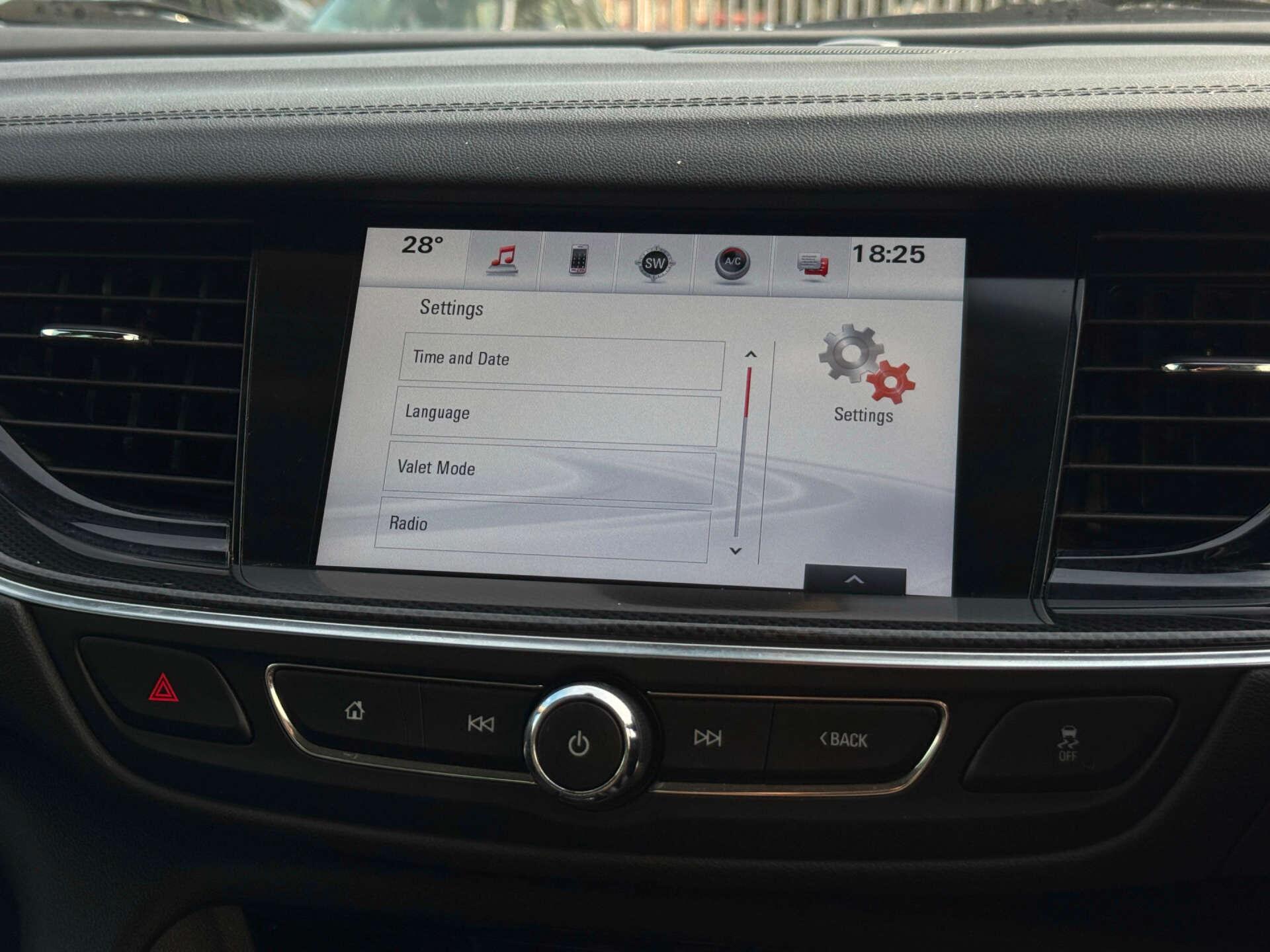 Vauxhall Insignia view 75