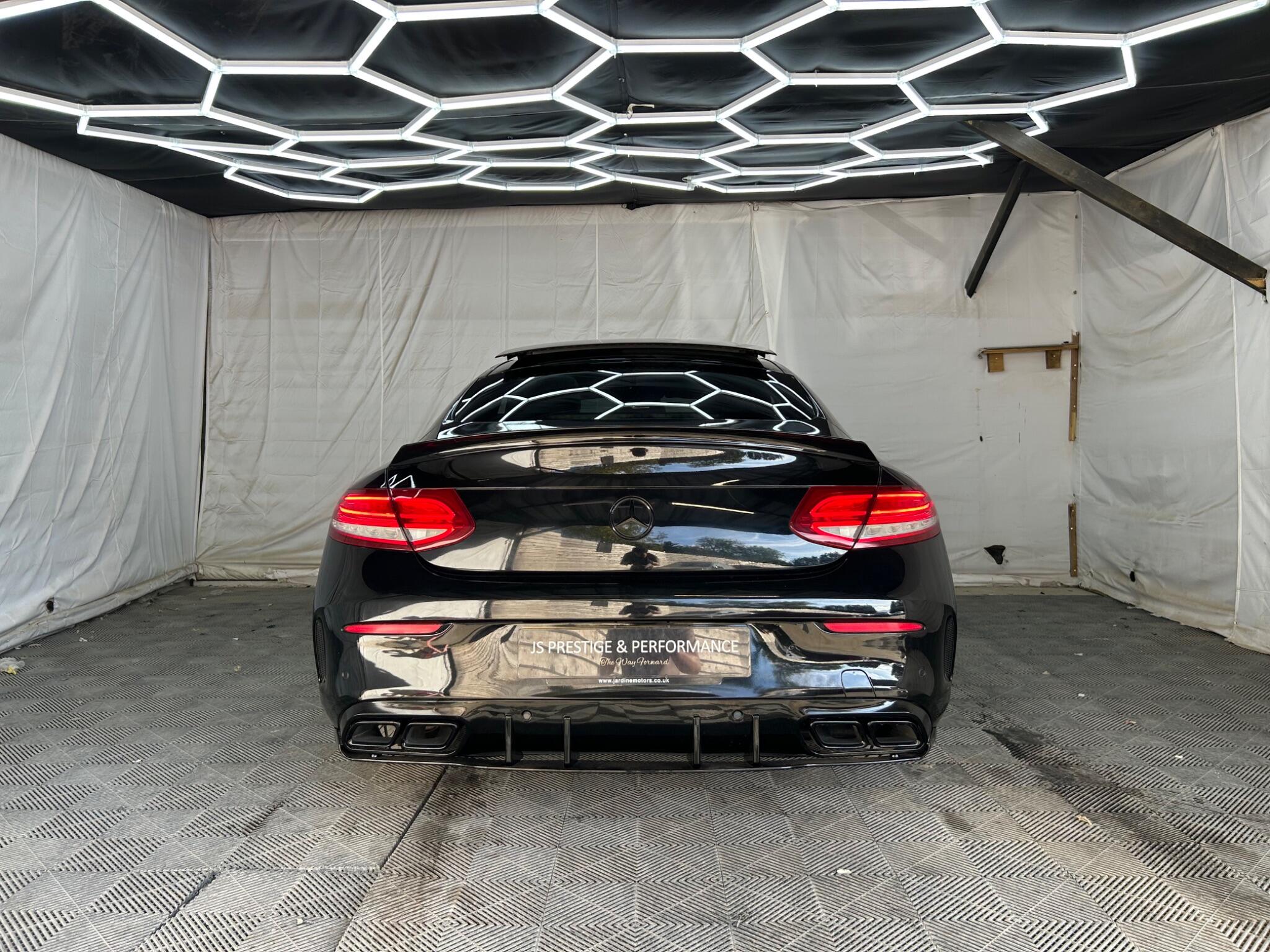 Mercedes-Benz C-Class view 7