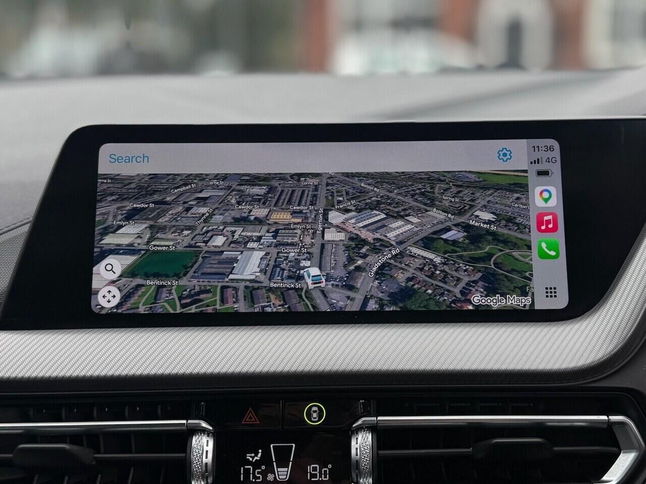BMW 1 Series view 3
