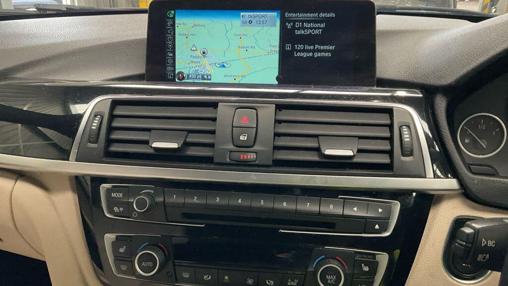 BMW 3 Series view 7