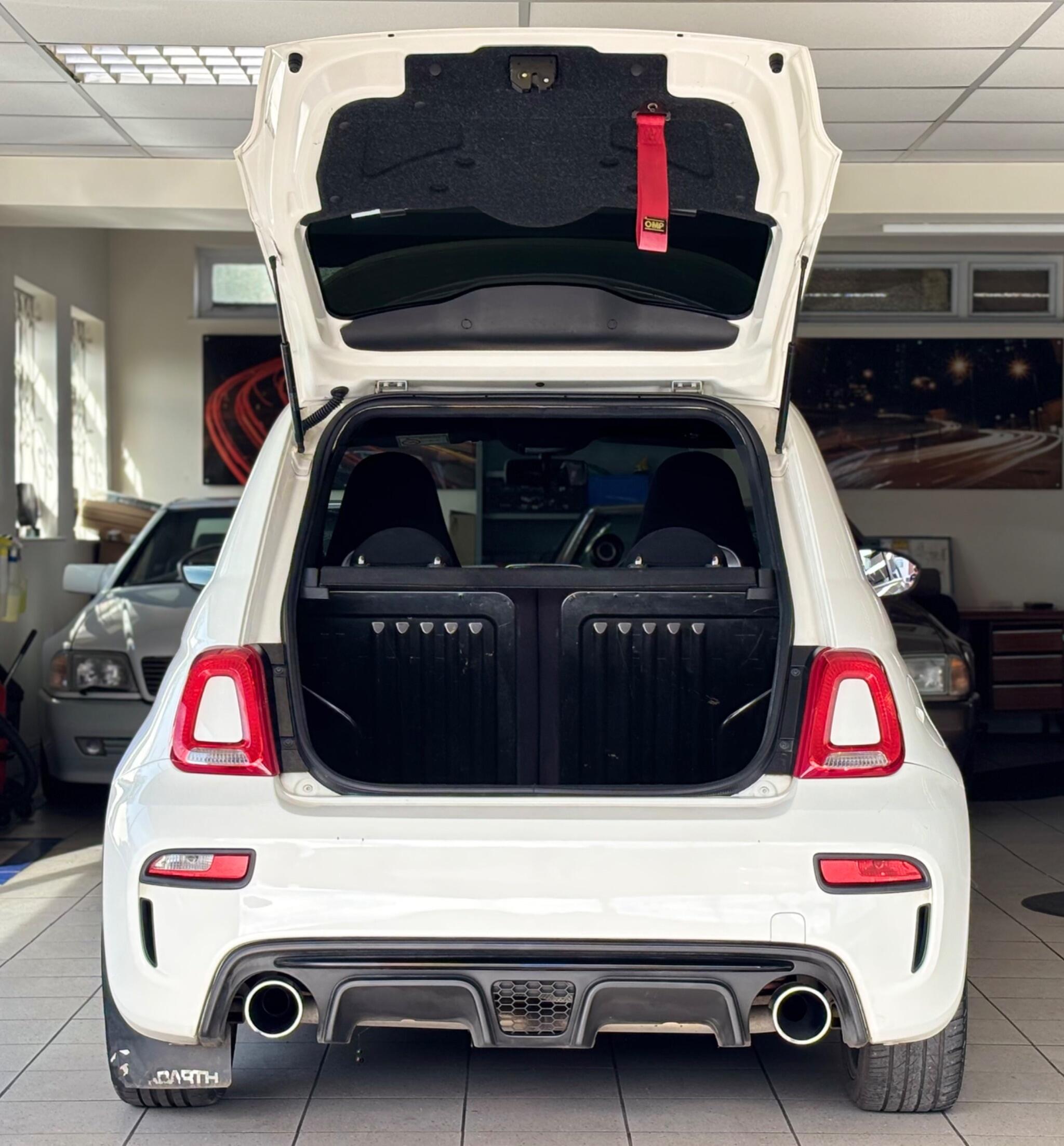 Abarth 595 view 7