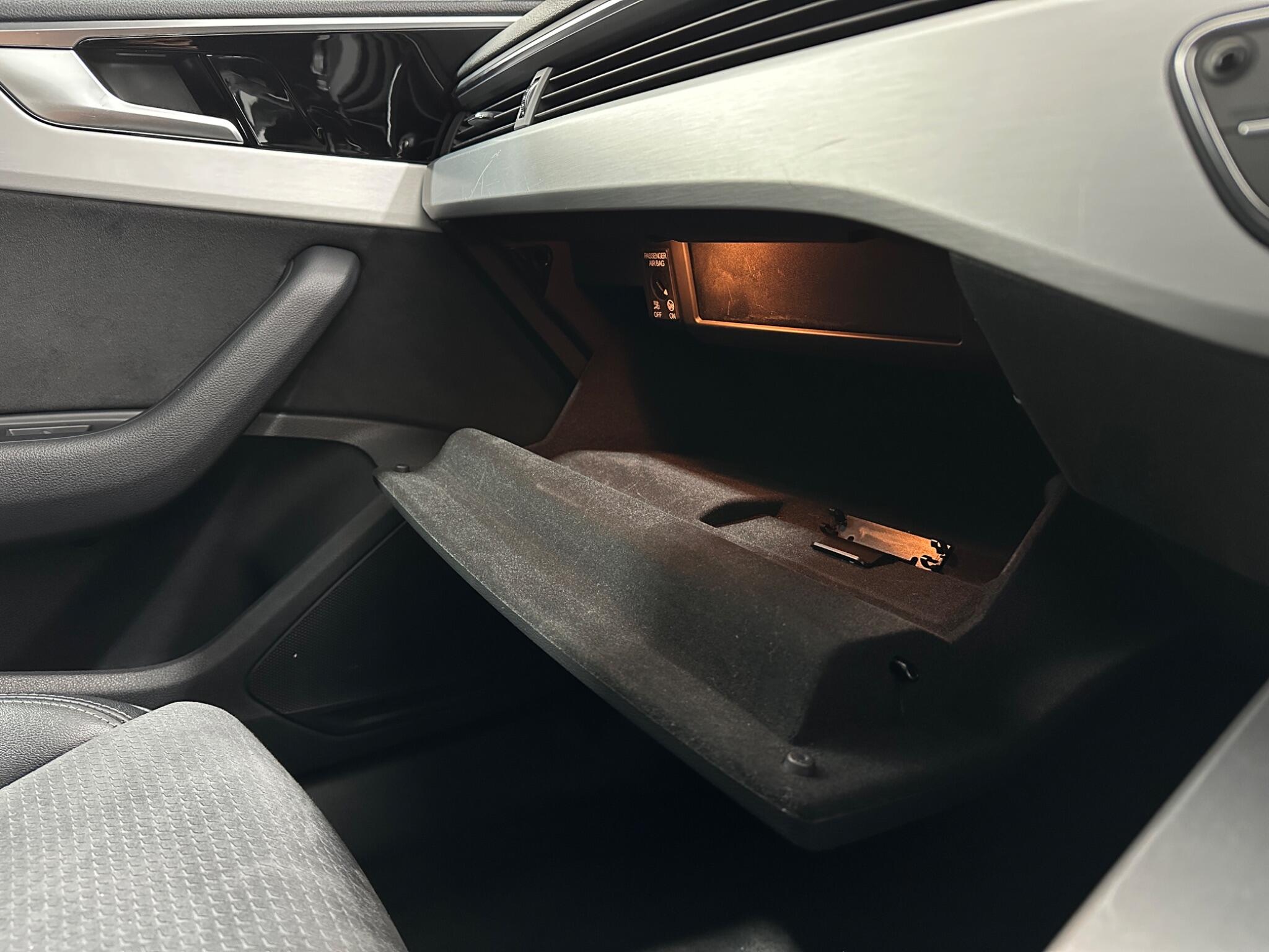 Audi A4 view 29