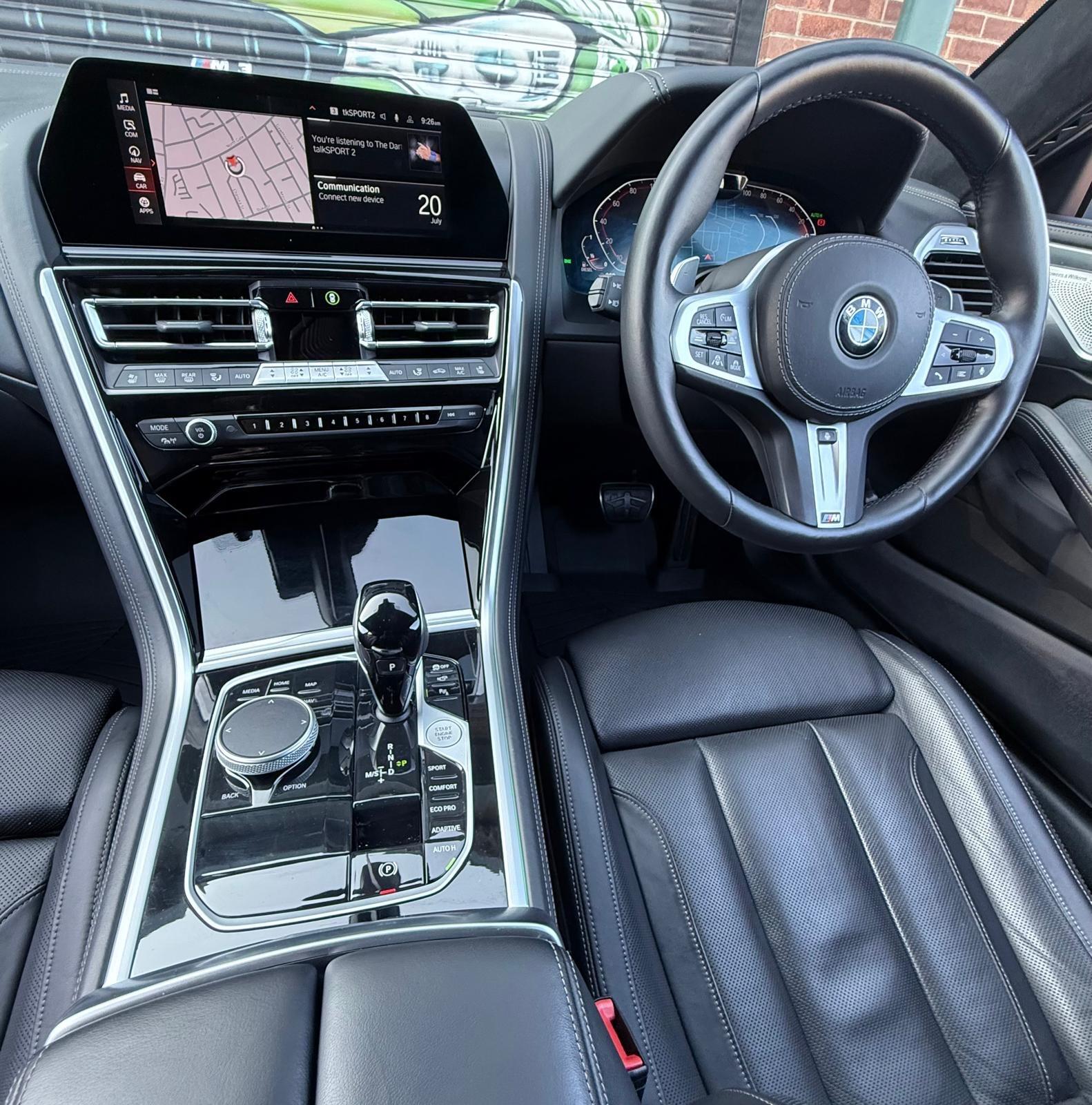 BMW 8 Series view 87