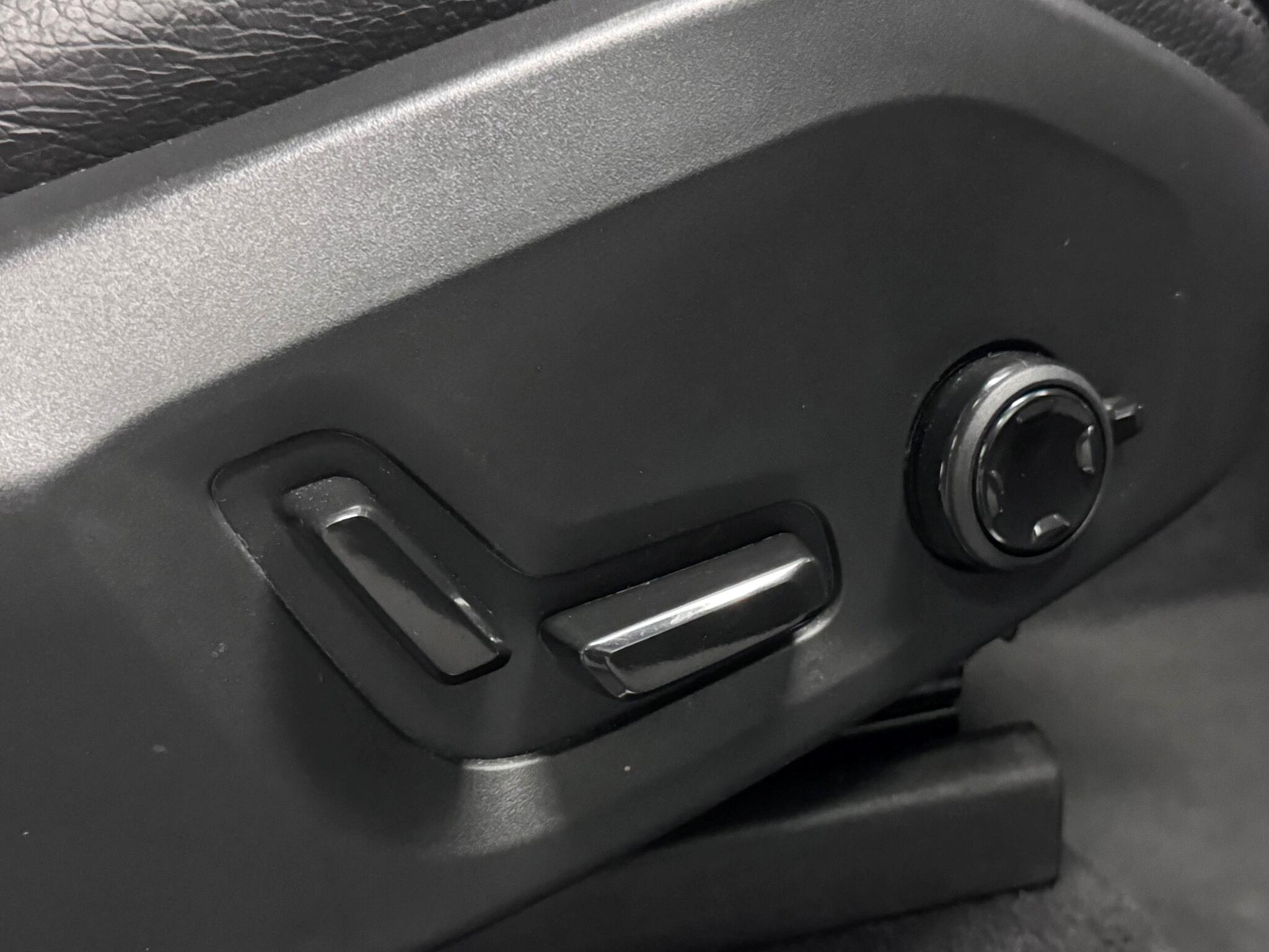 Volvo XC90 view 22