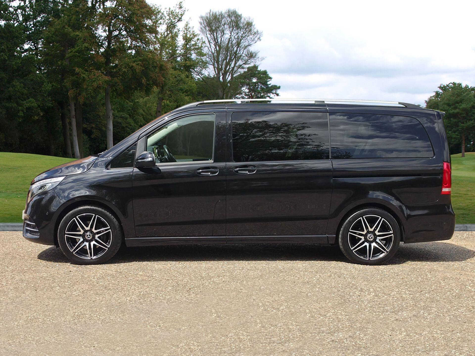 Mercedes-Benz V Class view 3