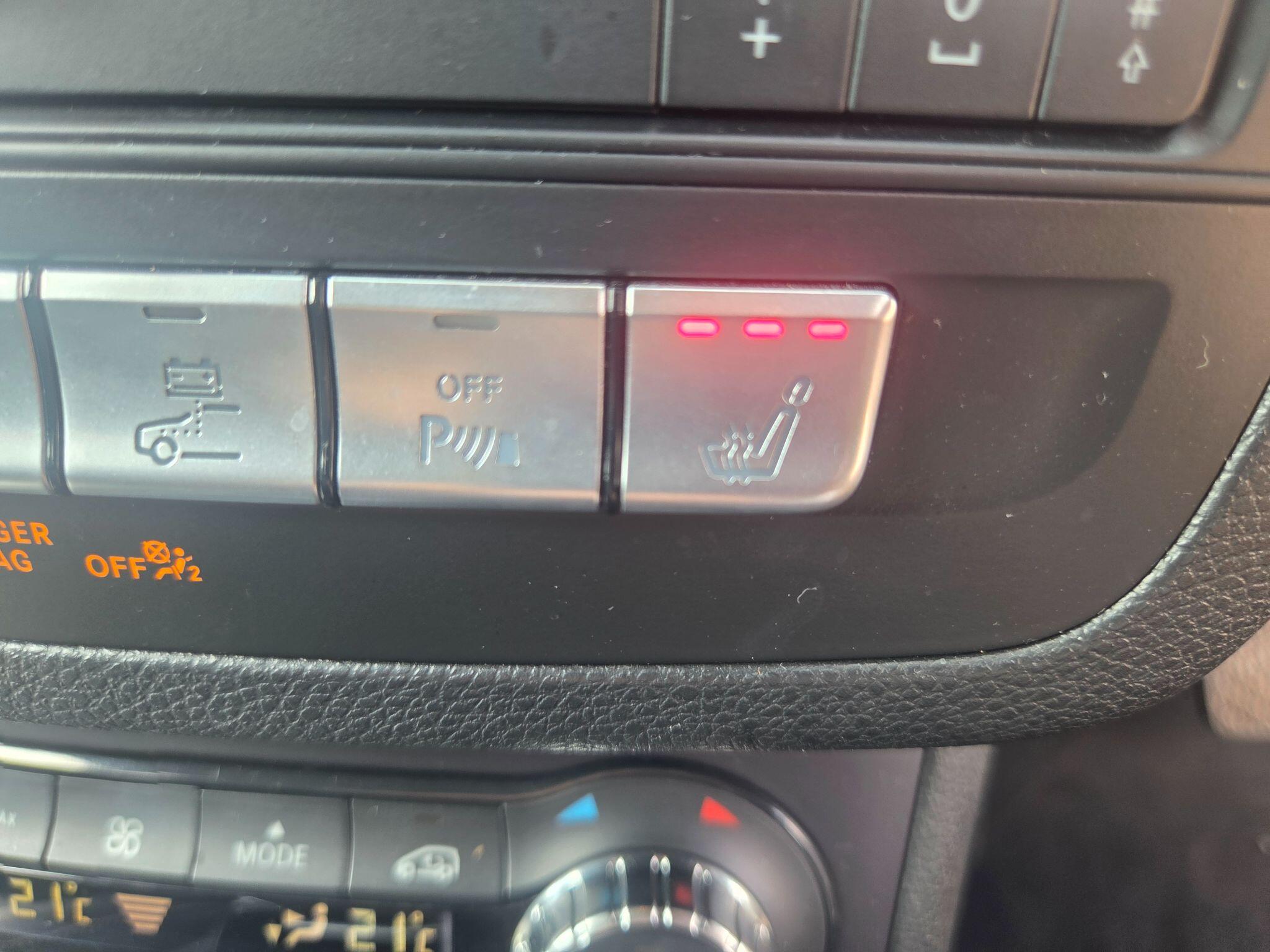 Mercedes-Benz B-Class view 33