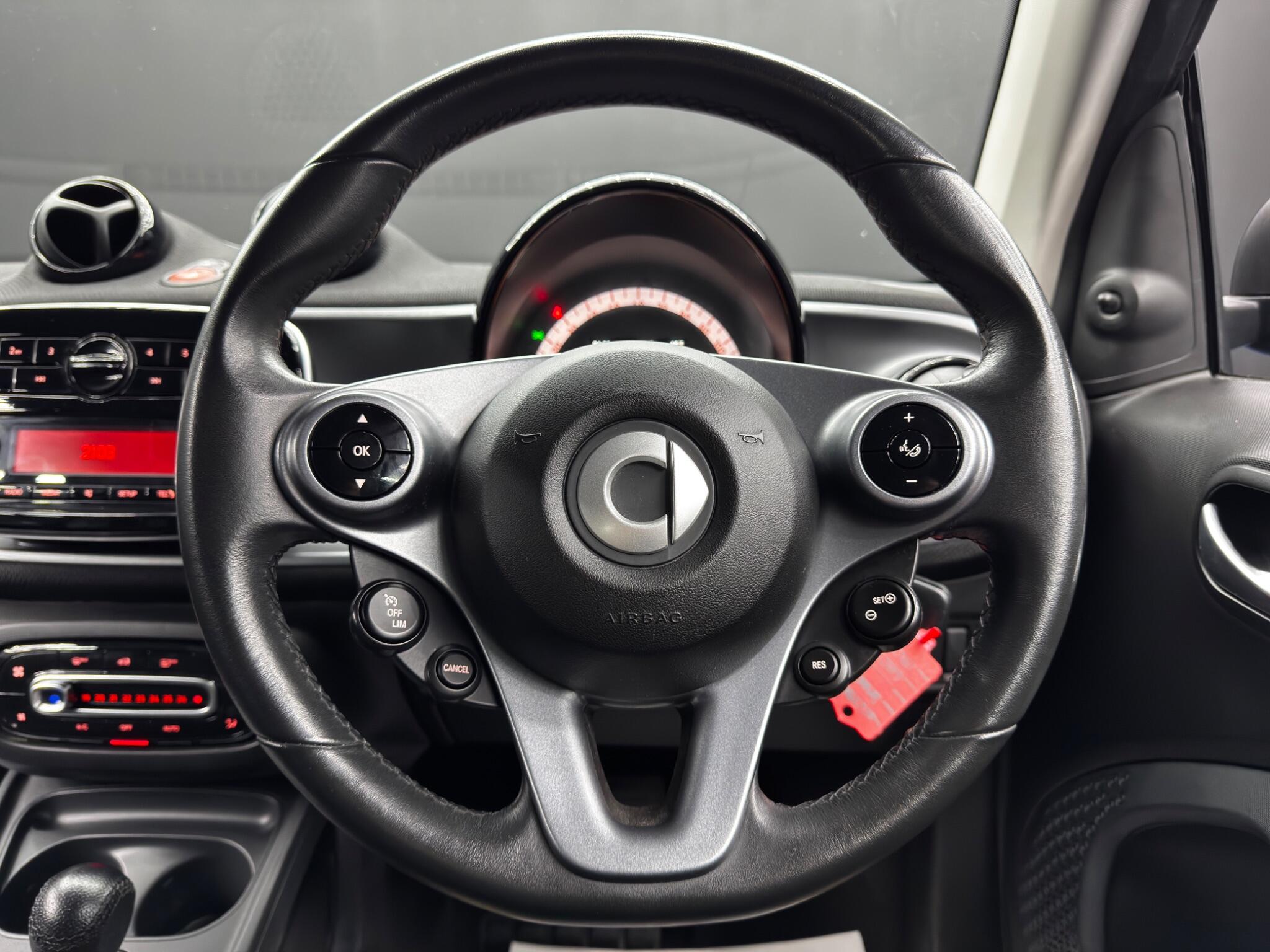 Smart Fortwo view 16
