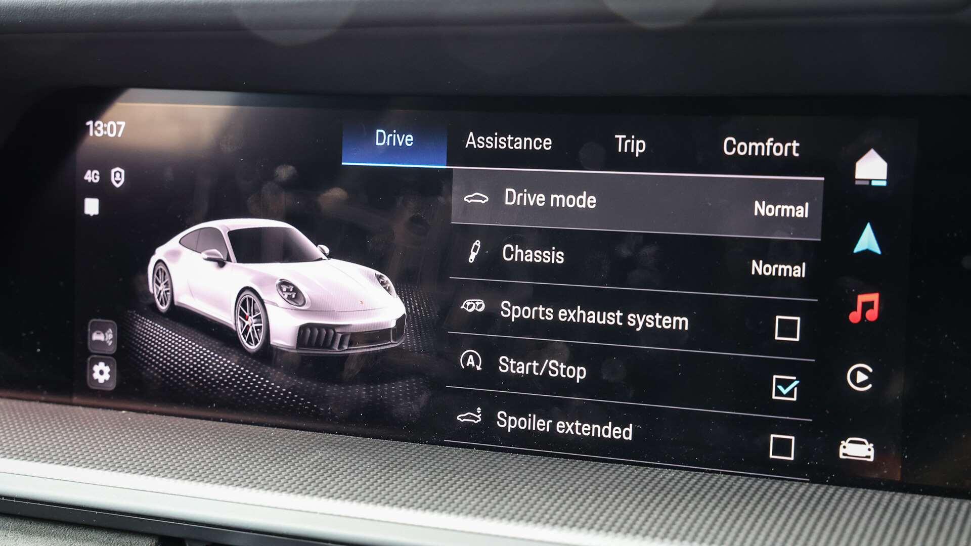 Porsche 911 view 19