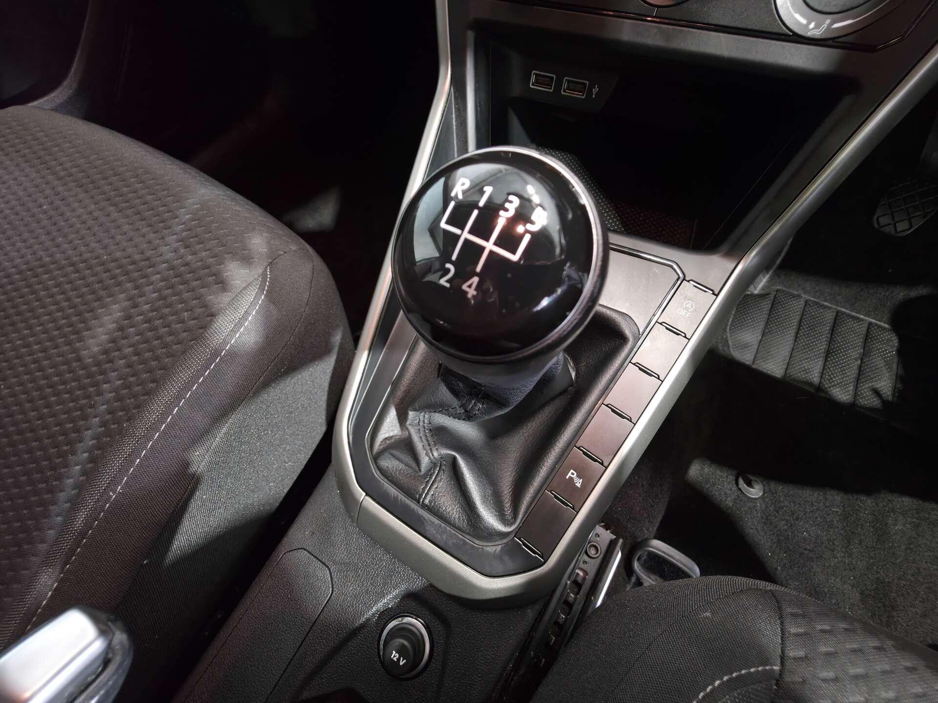 Volkswagen Polo view 31
