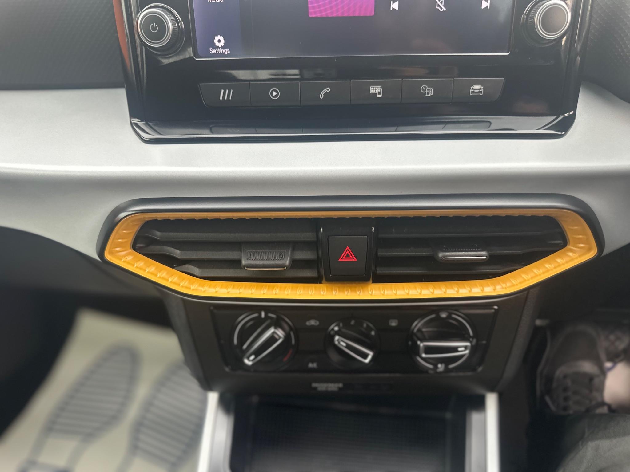 Seat Arona view 22
