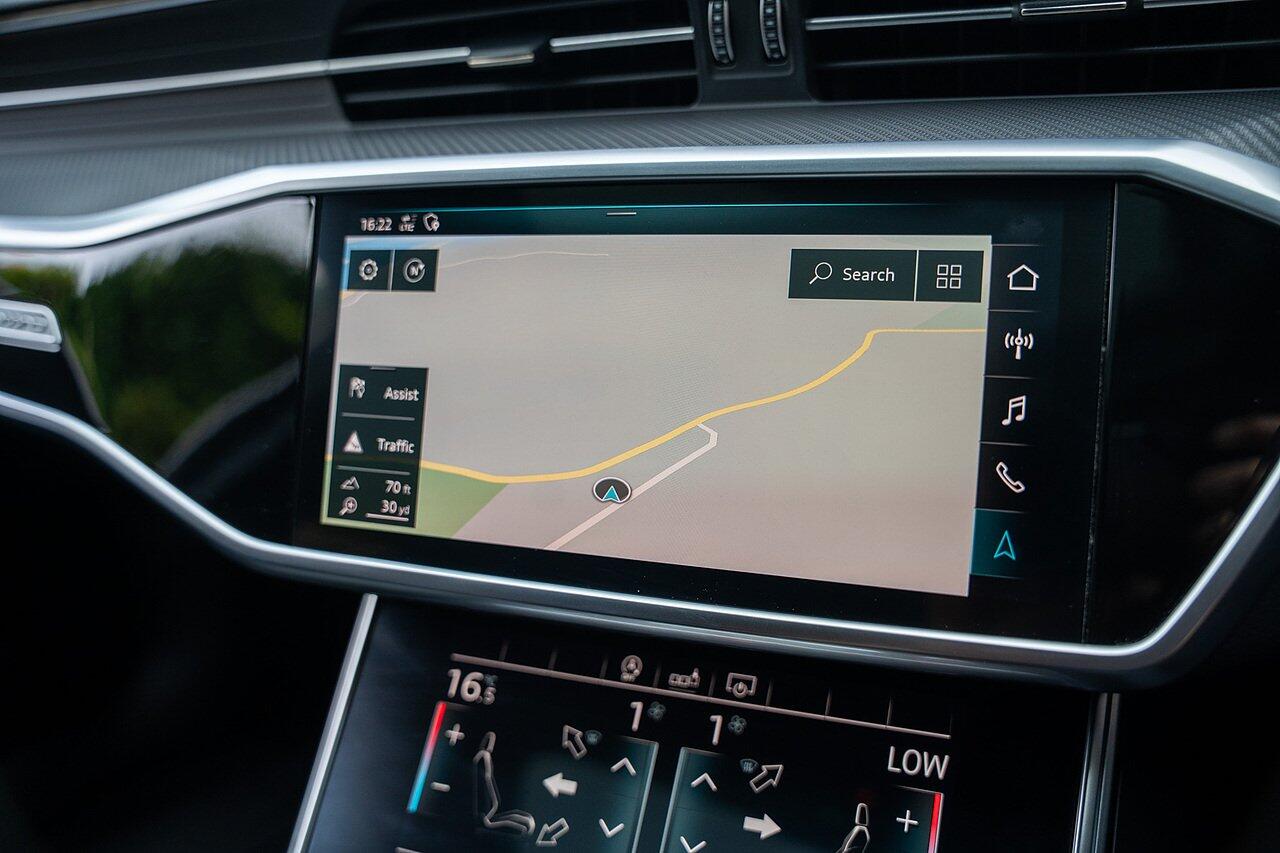 Audi RS6 view 84