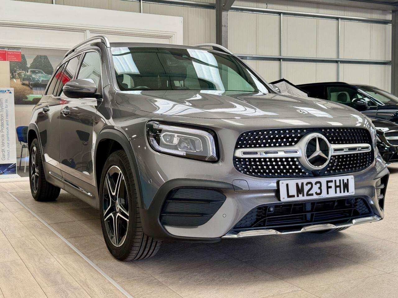 Mercedes-Benz GLB view 10