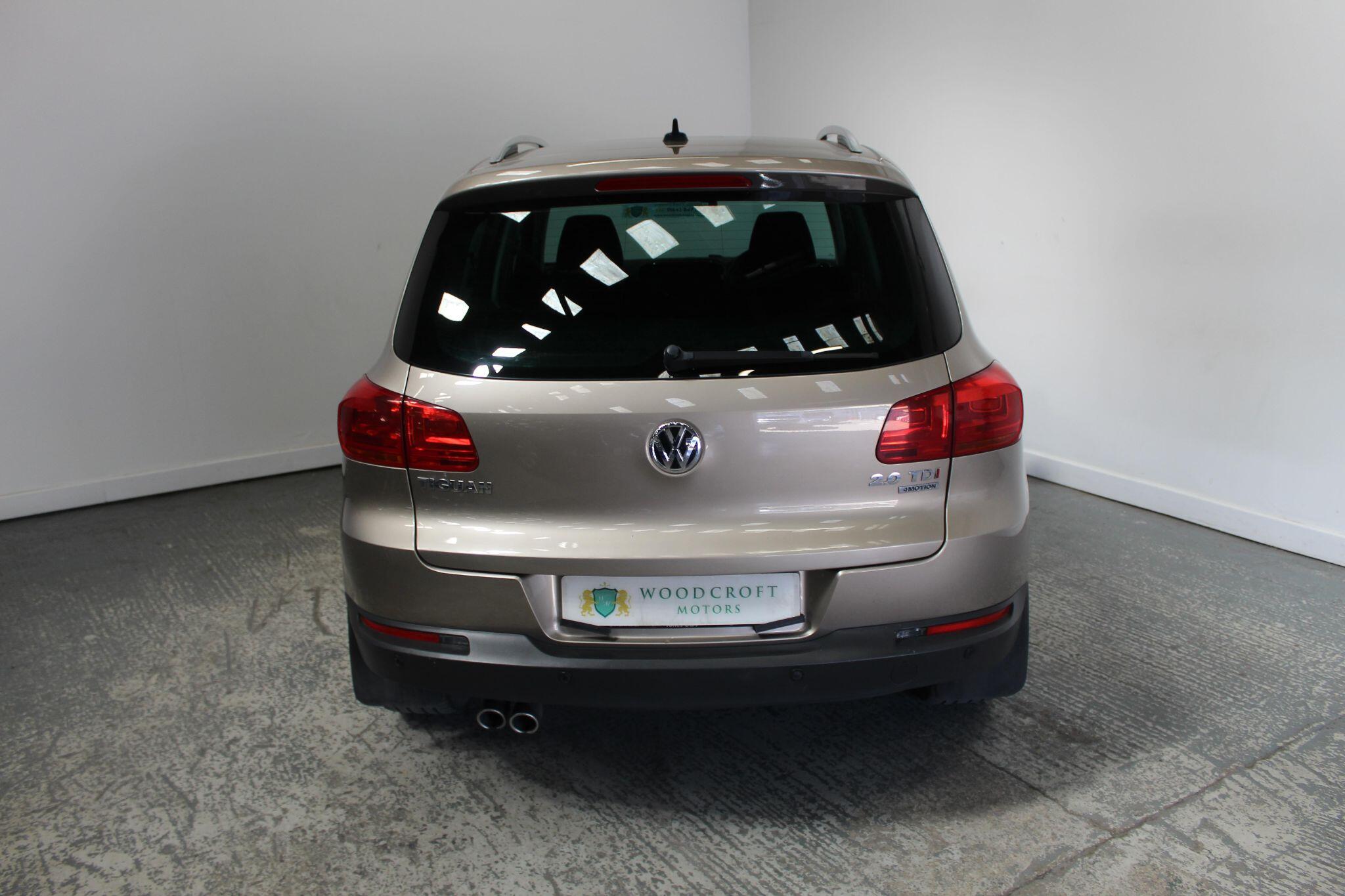 Volkswagen Tiguan view 14