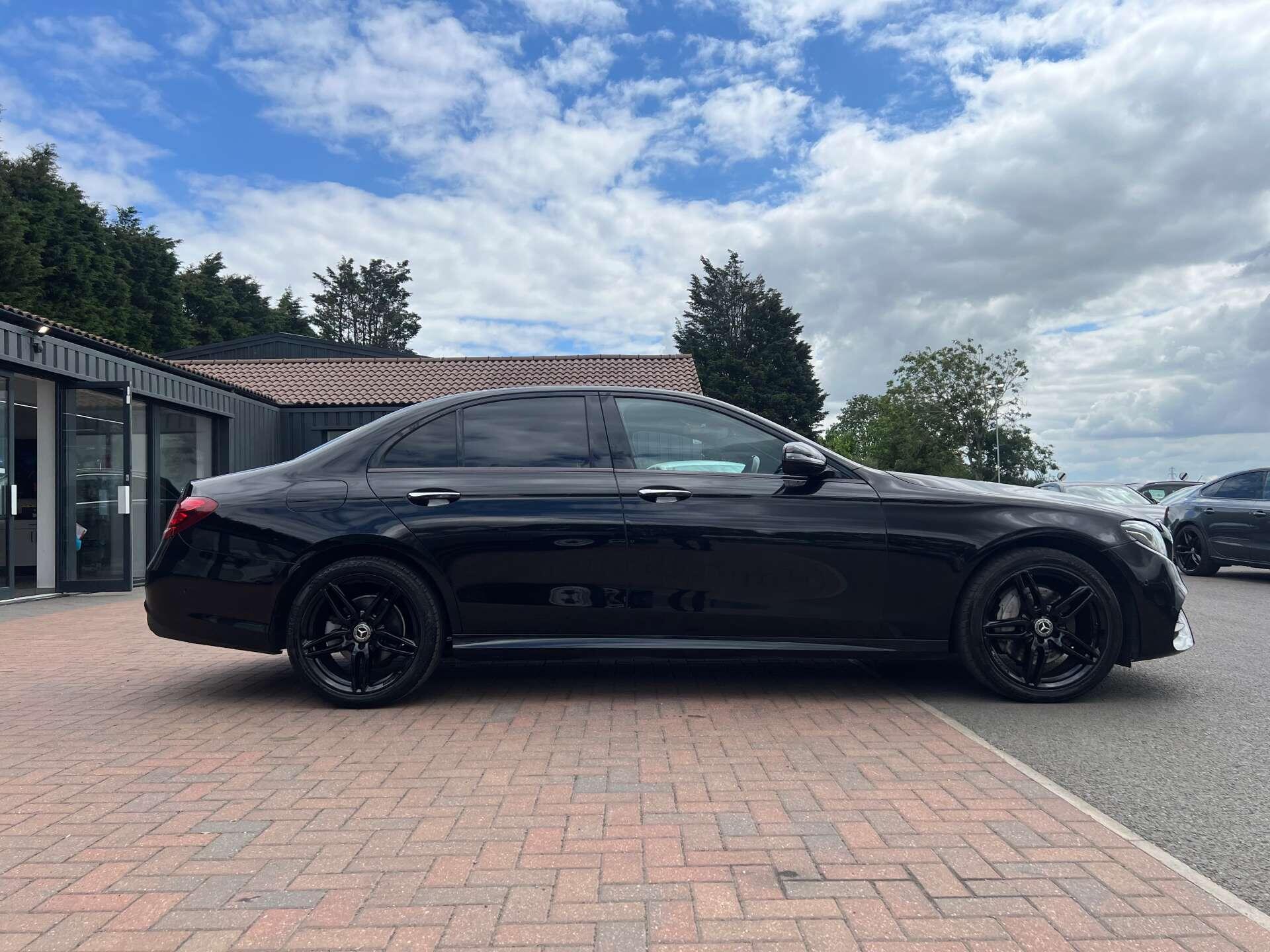 Mercedes-Benz E-Class view 6