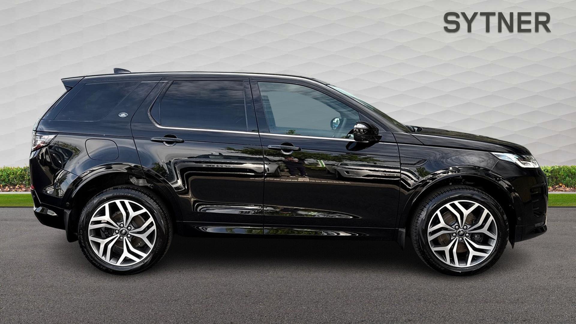 Land Rover Discovery Sport view 5