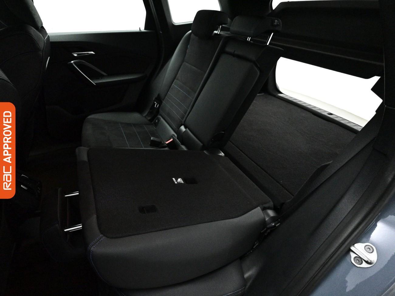 BMW Ix1 view 26