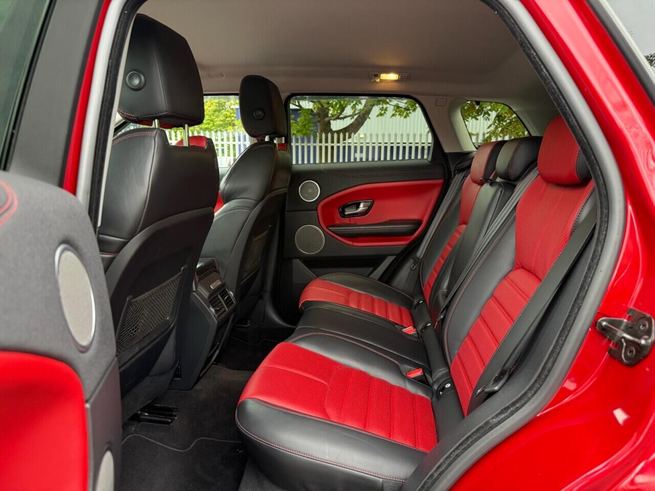 Land Rover Range Rover Evoque view 34