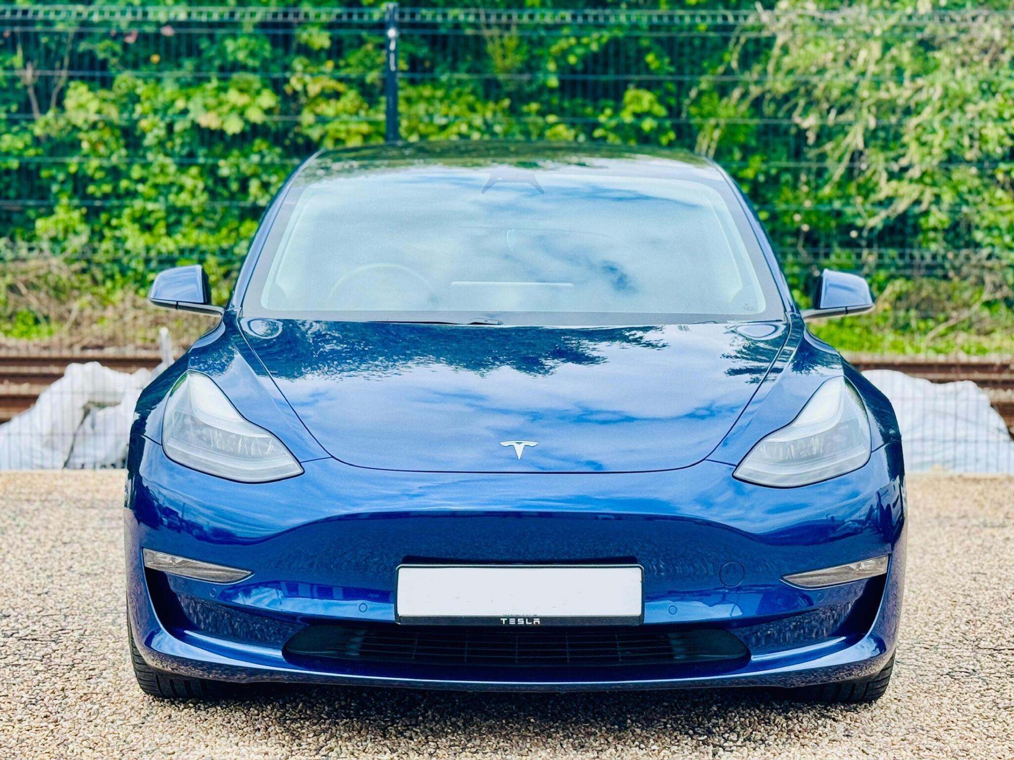 Tesla Model 3 view 10