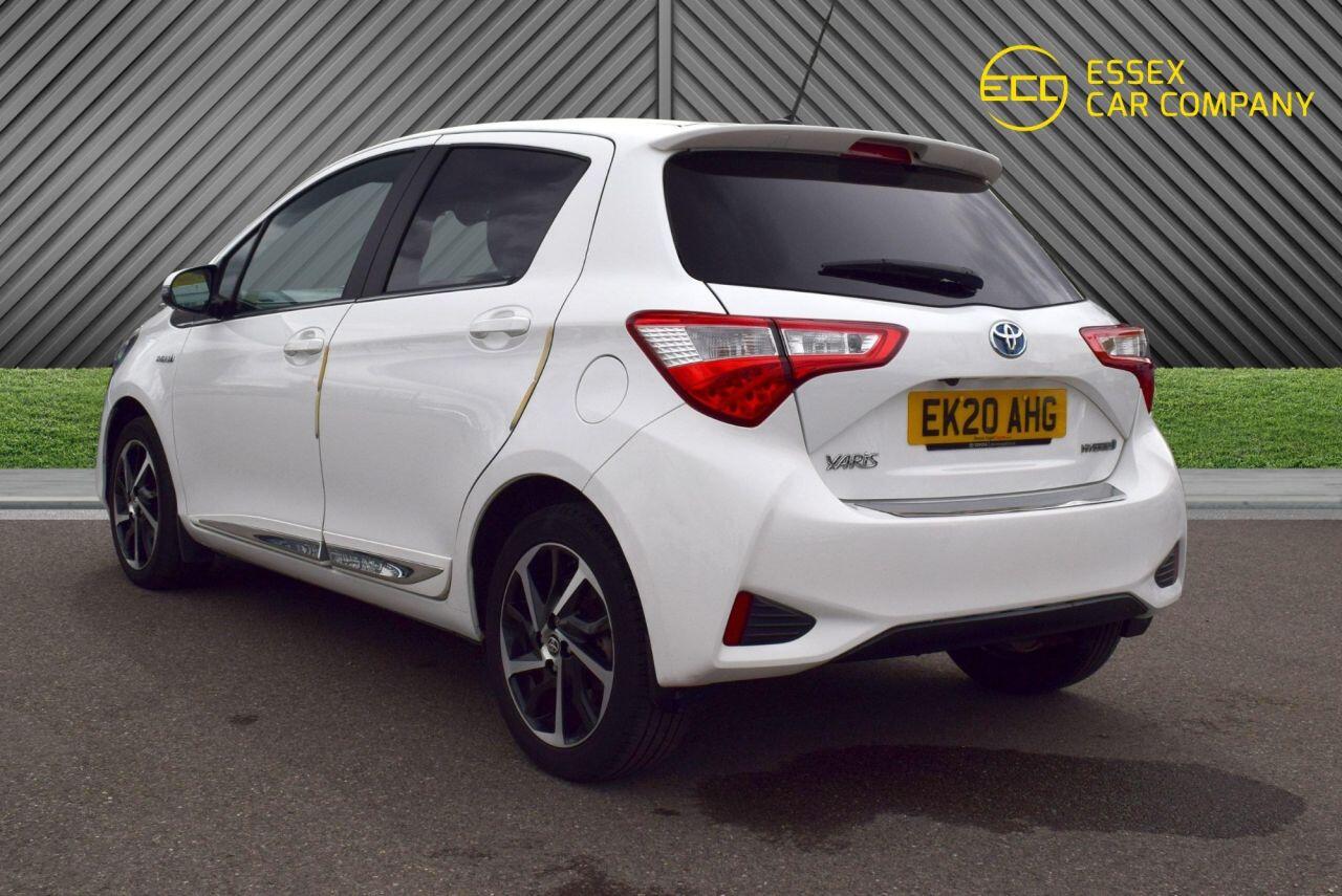 Toyota Yaris view 12