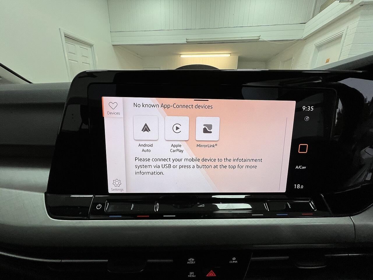 Volkswagen Golf view 12