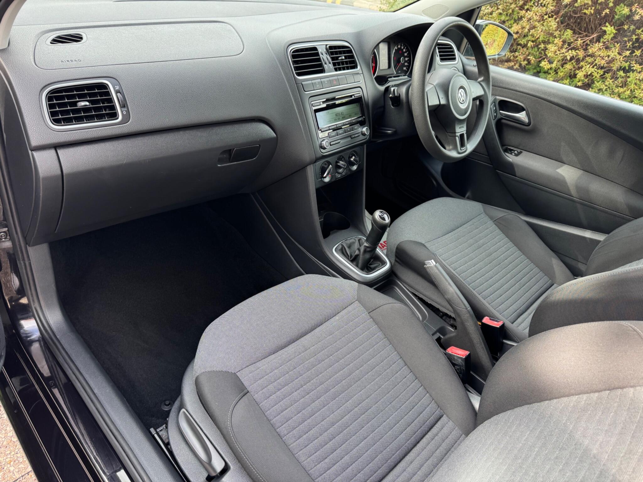 Volkswagen Polo view 11