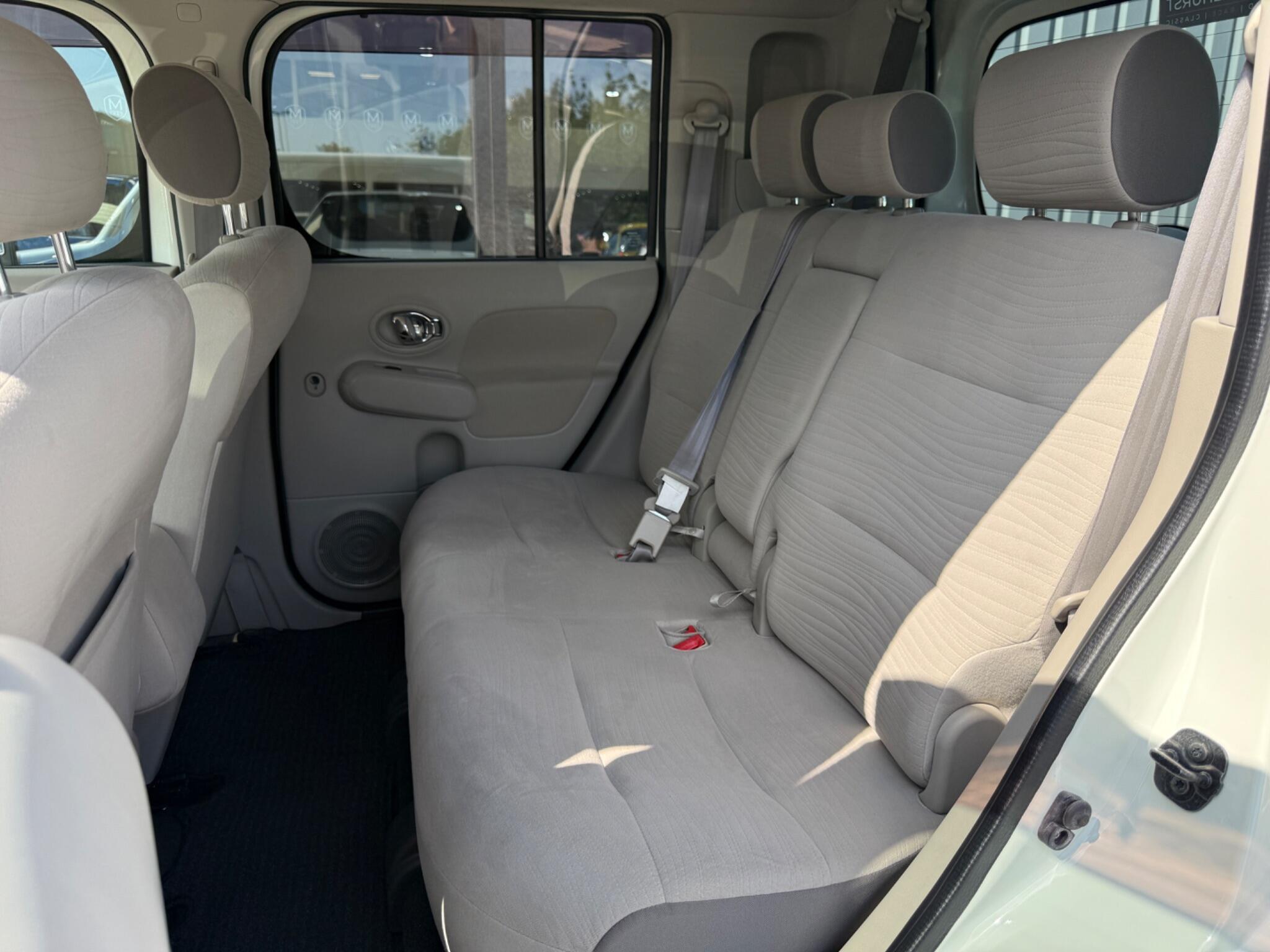 Nissan Cube view 40