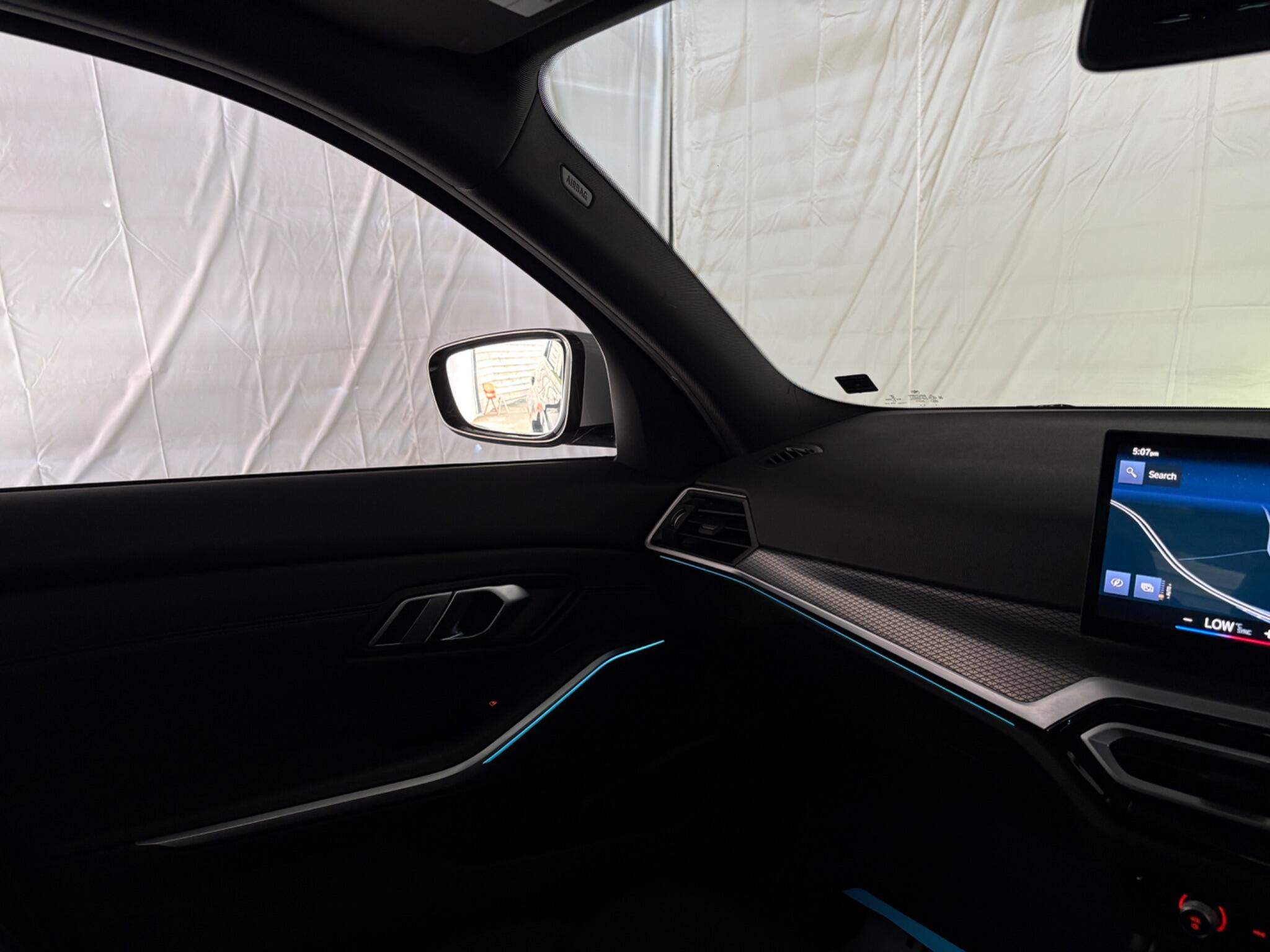 BMW 3 Series view 51