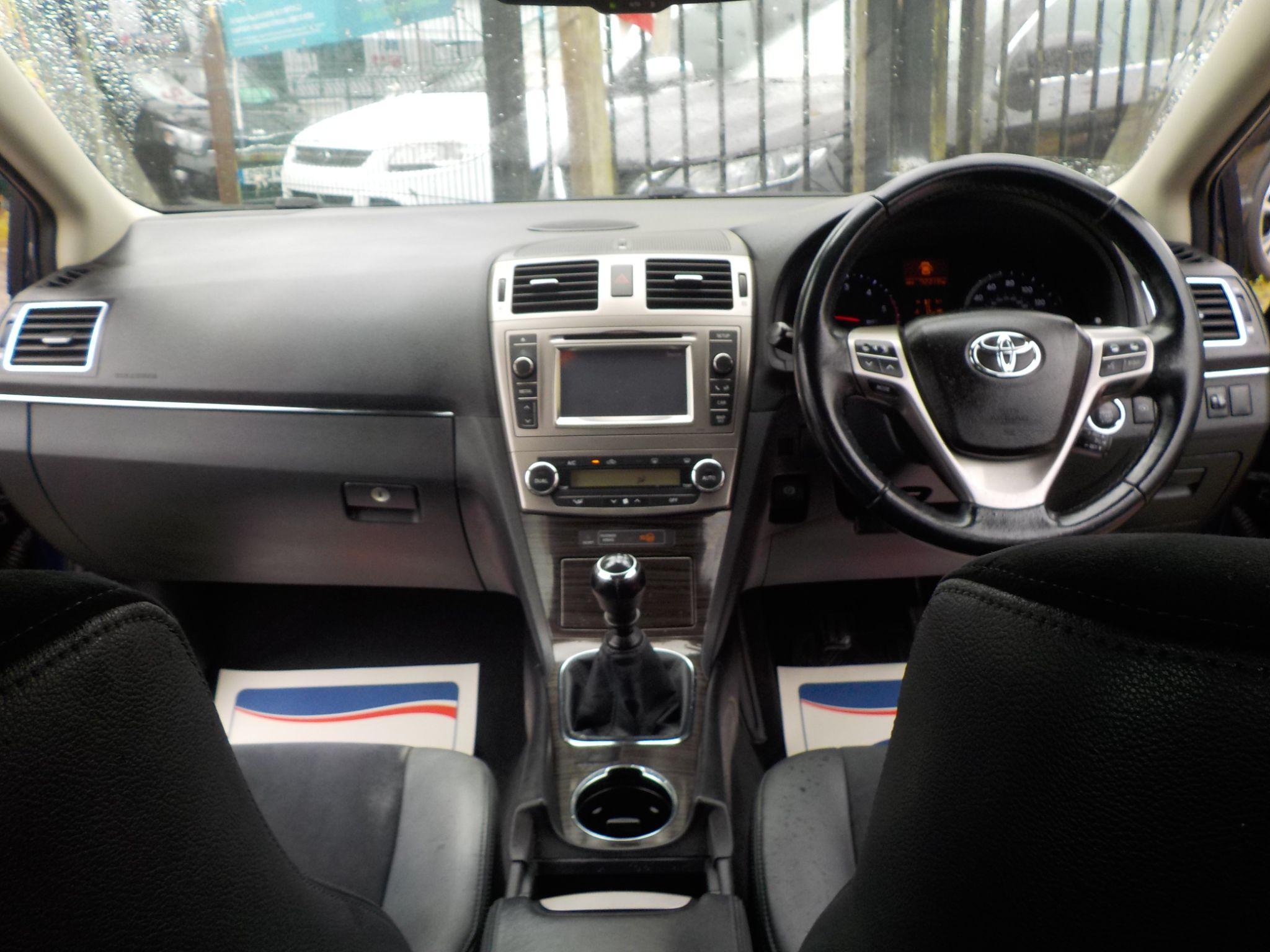 Toyota Avensis 2.0 D-4D Icon Plus Euro 5 4dr